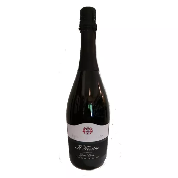 Il Ferrino Spumante Extra Dry Rossi di Medelana